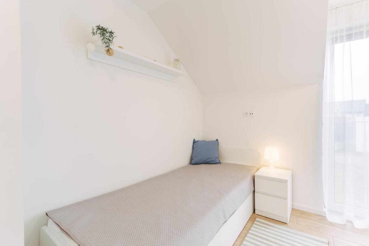 Blue Baltic Sarbinowo Apartment Exterior photo